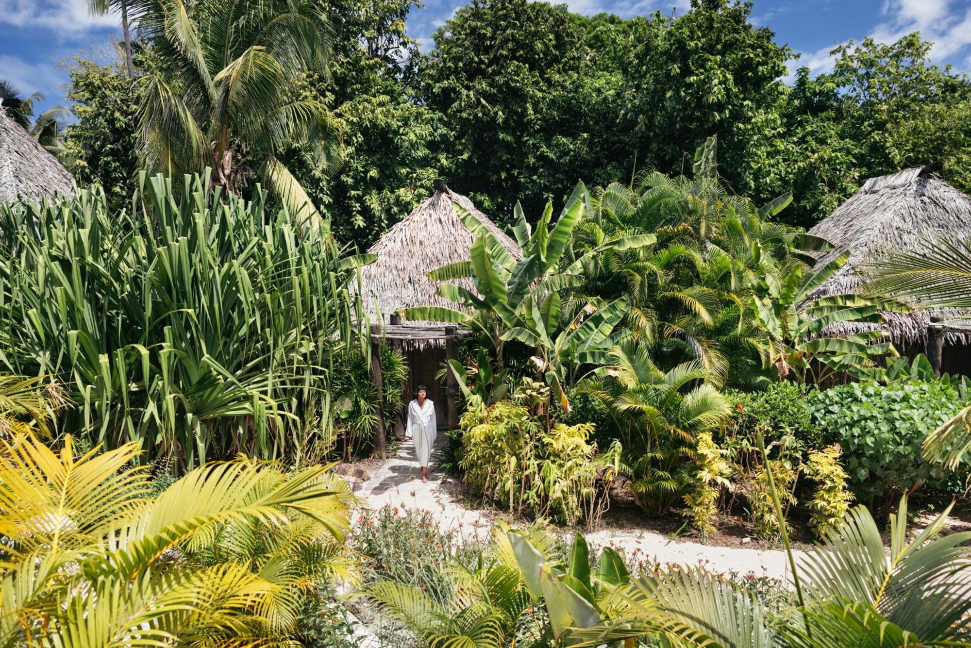 Six Senses Fiji Hotel Solevu Exterior photo